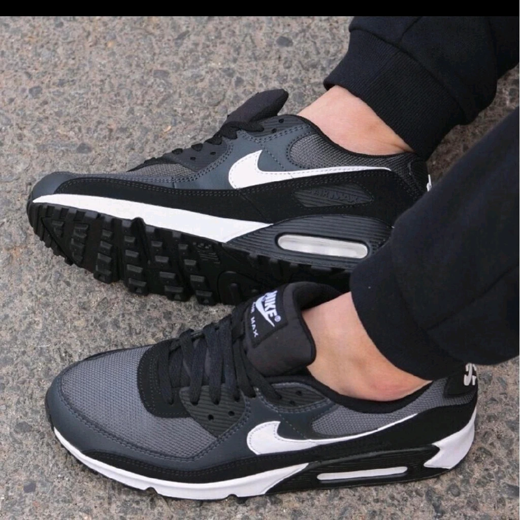 Nike Air Max 90